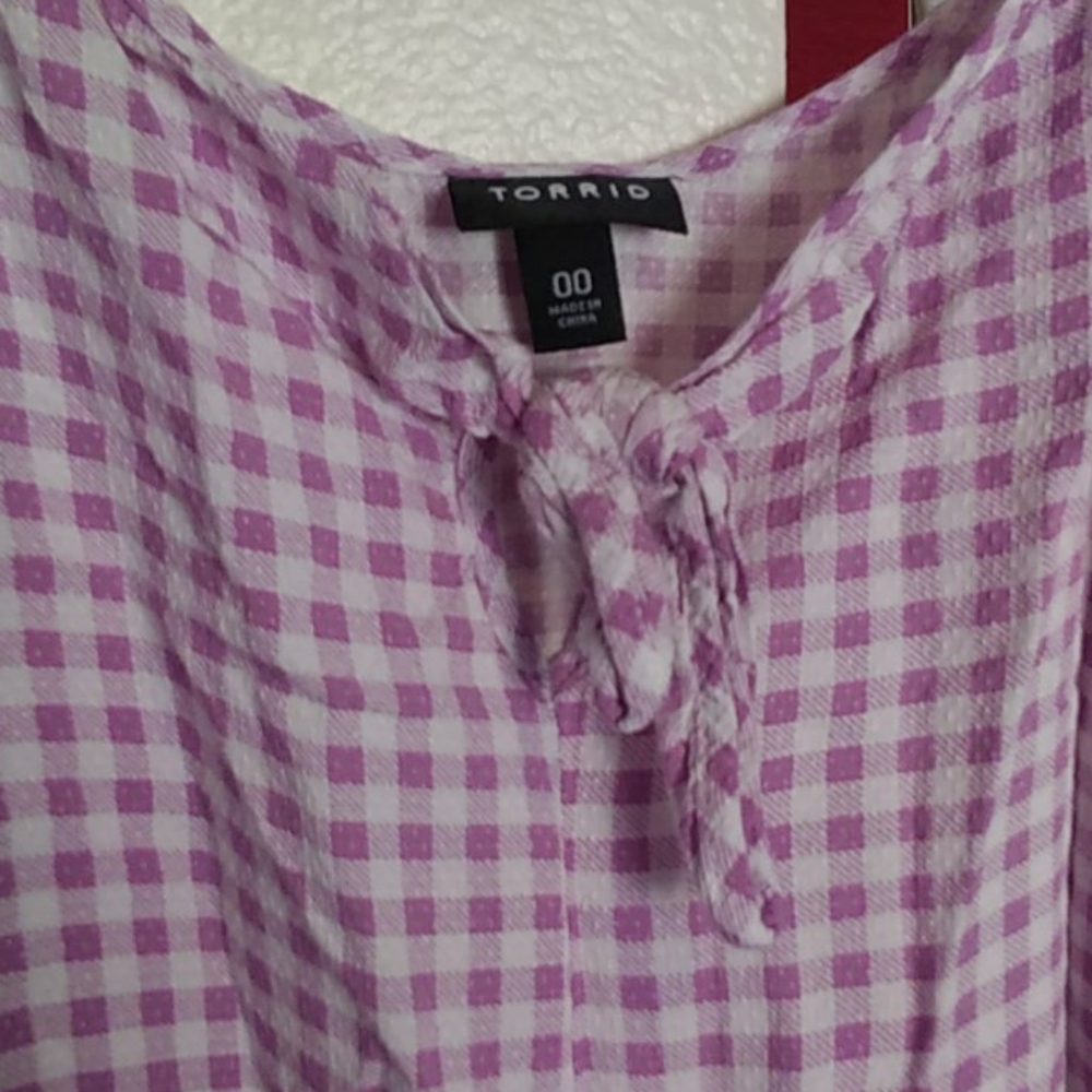 Torrid top - Picture 2 of 7